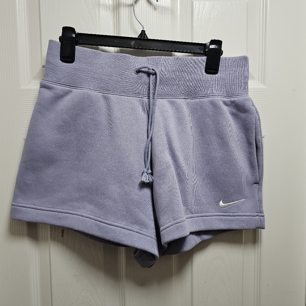Nike Women’s High Rise Cotton Shorts Lilac Size M New With Tags Athletic Lounge
